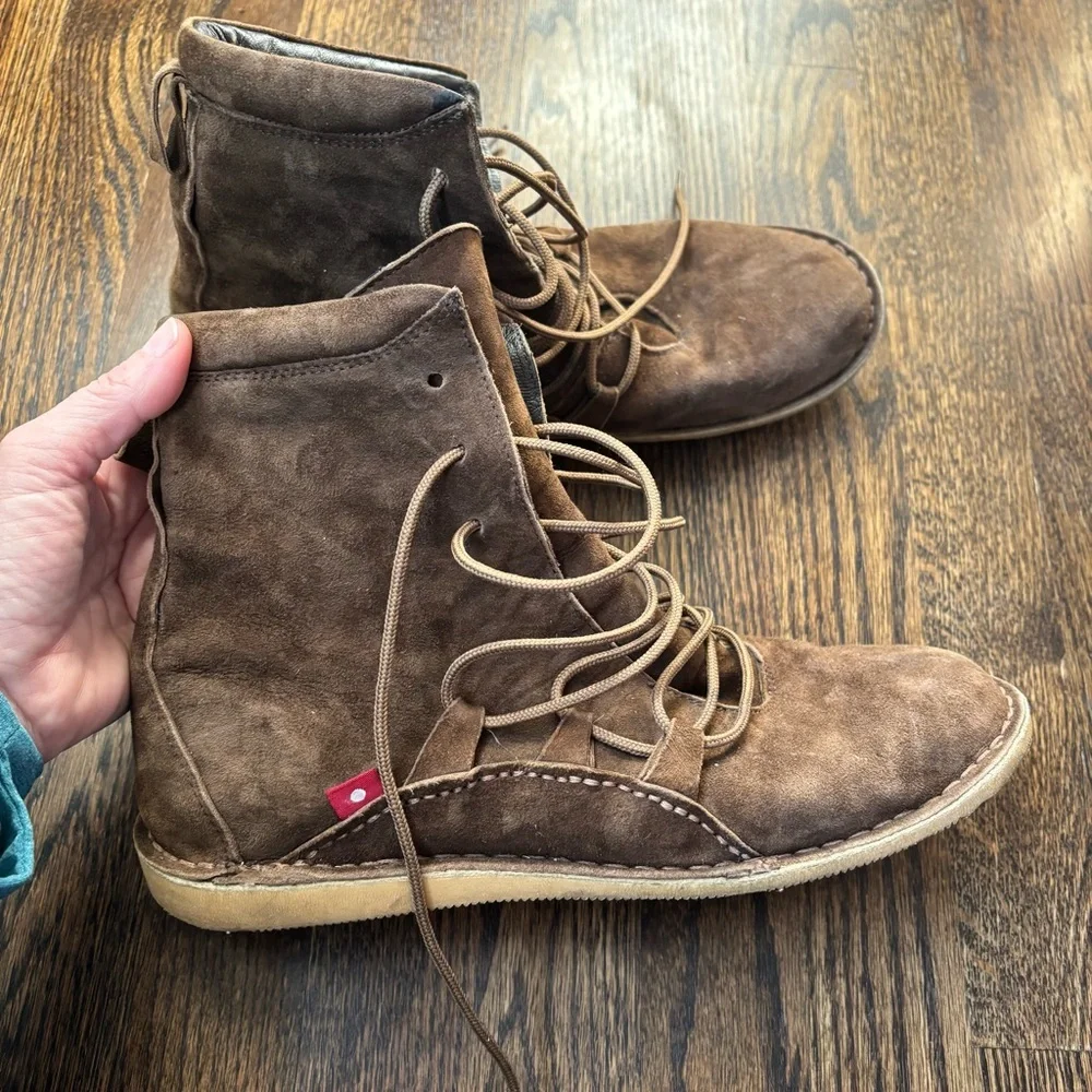 Oliberté Birara tan suede chukka style boot men’s 41 / 8 minimalist
